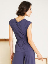 Carregar imagem no visualizador da galeria, Blusa Amsterdã UV +50 Marinho - panou.br