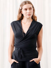 Carregar imagem no visualizador da galeria, Blusa Amsterdã UV +50 Preta - panou.br