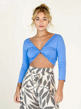 Carregar imagem no visualizador da galeria, Blusa Cachecouer Moscou UV +50 Cobalto - panou.br