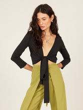 Carregar imagem no visualizador da galeria, Blusa Cachecouer Moscou UV +50 Preta - panou.br