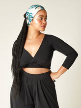 Carregar imagem no visualizador da galeria, Blusa Cachecouer Moscou UV +50 Preta - panou.br