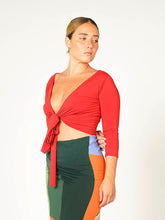 Carregar imagem no visualizador da galeria, Blusa Cachecouer Moscou UV +50 Vermelha - panou.br