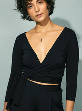 Carregar imagem no visualizador da galeria, Blusa Moscou UV +50 Preta - panou.br