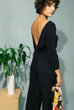 Carregar imagem no visualizador da galeria, Blusa Moscou UV +50 Preta - panou.br