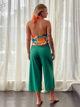 Carregar imagem no visualizador da galeria, Calça Pantacourt St Tropez - Verde Bandeira UV +50 - panou.br