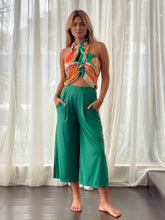 Carregar imagem no visualizador da galeria, Calça Pantacourt St Tropez - Verde Bandeira UV +50 - panou.br