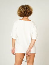 Carregar imagem no visualizador da galeria, Camiseta Feminina Algarve Off White - panou.br

