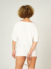 Carregar imagem no visualizador da galeria, Camiseta Feminina Algarve Off White - panou.br