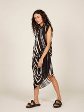 Carregar imagem no visualizador da galeria, Pareô Xingu - panou.br