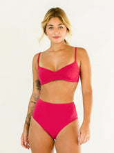 Carregar imagem no visualizador da galeria, Parte de Baixo Biquíni Búzios Rosa Cereja UV 50+ - panou.br