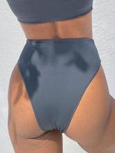 Carregar imagem no visualizador da galeria, Parte de Baixo Biquini Fiji Cinza Chumbo UV50+ - panou.br