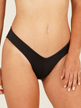Carregar imagem no visualizador da galeria, Parte de Baixo Biquíni Ibiza - Preto UV 50+ - panou.br