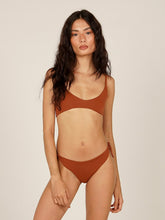 Carregar imagem no visualizador da galeria, Parte de Baixo Biquini Menorca - Camelo UV 50+ - panou.br