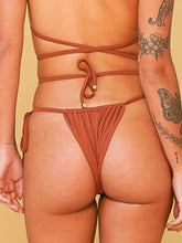 Carregar imagem no visualizador da galeria, Parte de Baixo Biquíni Paraty Camelo UV 50+ - panou.br