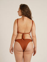 Carregar imagem no visualizador da galeria, Parte de Baixo Biquíni Santorini Marrom Camelo UV 50+ - panou.br
