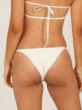 Carregar imagem no visualizador da galeria, Parte de Baixo Biquini Sardenha - Off White UV 50+ - panou.br