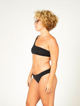 Carregar imagem no visualizador da galeria, Parte de Baixo Biquíni St Marten Preto UV 50+ - panou.br
