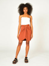 Carregar imagem no visualizador da galeria, Saia Pareô Bodrum Camelo UV 50+ - panou.br