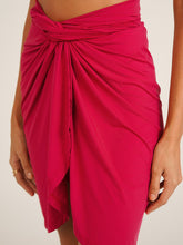 Carregar imagem no visualizador da galeria, Saia Pareô Bodrum Rosa Cereja UV 50+ - panou.br