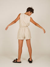 Carregar imagem no visualizador da galeria, Shorts Preá - Cru - panou.br