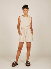 Carregar imagem no visualizador da galeria, Shorts Preá - Cru - panou.br