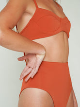 Carregar imagem no visualizador da galeria, Top Biquíni Búzios Laranja Ocre UV 50+ - panou.br
