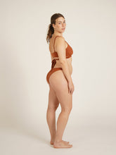 Carregar imagem no visualizador da galeria, Top Biquíni Canárias Marrom Camelo UV50+ - panou.br