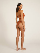 Carregar imagem no visualizador da galeria, Top Biquíni Canárias Marrom Camelo UV50+ - panou.br
