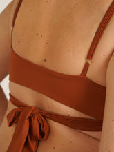 Carregar imagem no visualizador da galeria, Top Biquíni Canárias Marrom Camelo UV50+ - panou.br