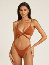 Carregar imagem no visualizador da galeria, Top Biquíni Canárias Marrom Camelo UV50+ - panou.br