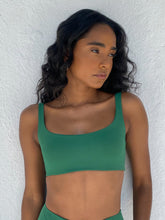 Carregar imagem no visualizador da galeria, Top Biquíni Fiji Verde Bandeira UV 50+ - panou.br