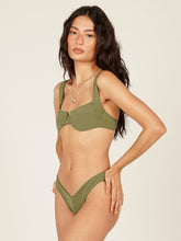 Carregar imagem no visualizador da galeria, Top Biquíni Ibiza - Verde UV 50+ - panou.br