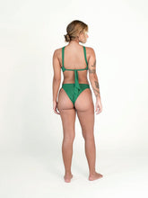 Carregar imagem no visualizador da galeria, Top Biquíni Santorini Verde Bandeira UV50+ - panou.br