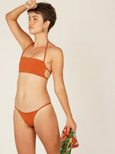 Carregar imagem no visualizador da galeria, Top Biquini Sardenha Laranja Ocre UV 50+ - panou.br
