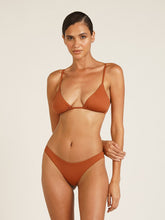 Carregar imagem no visualizador da galeria, Top Biquíni Seychelles Marrom Camelo UV50+ - panou.br
