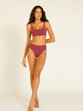 Carregar imagem no visualizador da galeria, Biquíni Fiji Roxo Marsala UV 50+ - panou.br
