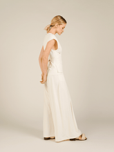 Carregar imagem no visualizador da galeria, Blusa Cachecouer Amsterdã UV +50 Off White - panou.br
