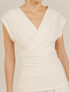 Blusa Cachecouer Amsterdã UV +50 Off White - panou.br