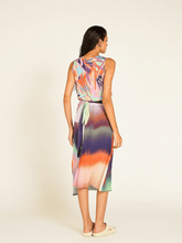 Carregar imagem no visualizador da galeria, Blusa Japaratinga Jardim Surreal - panou.br
