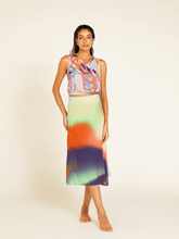 Carregar imagem no visualizador da galeria, Blusa Japaratinga Jardim Surreal - panou.br
