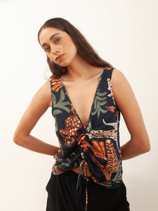 Blusa Regata Isla Mistérios da Noite - panou.br
