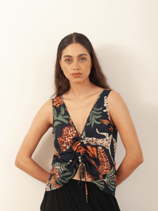 Blusa Regata Isla Mistérios da Noite - panou.br