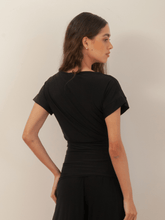 Carregar imagem no visualizador da galeria, Blusa Valência Preta UV 50+ - panou.br
