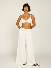 Carregar imagem no visualizador da galeria, Calça Pantalona Budapeste Off White UV 50+ - panou.br

