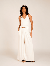 Carregar imagem no visualizador da galeria, Calça Pantalona Budapeste Off White UV 50+ - panou.br
