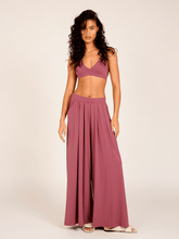 Carregar imagem no visualizador da galeria, Calça Pantalona Budapeste Roxo Marsala UV 50+ - panou.br
