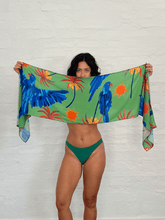 Carregar imagem no visualizador da galeria, Echarpe Aberta Céu de Araras - panou.br
