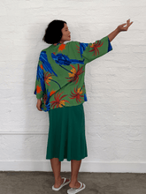Carregar imagem no visualizador da galeria, Kimono Quito Céu de Araras - panou.br
