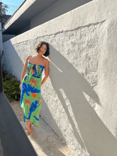 Carregar imagem no visualizador da galeria, Lenço Céu de Araras - panou.br
