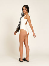 Carregar imagem no visualizador da galeria, Maiô Noronha Off White UV +50 - panou.br
